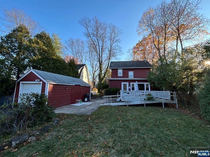 Property Photo:  25 Cherry Place  NJ 07642 