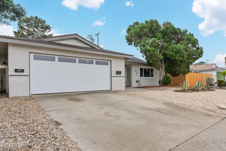 Property Photo: 1220 W Lime Avenue CA 93436