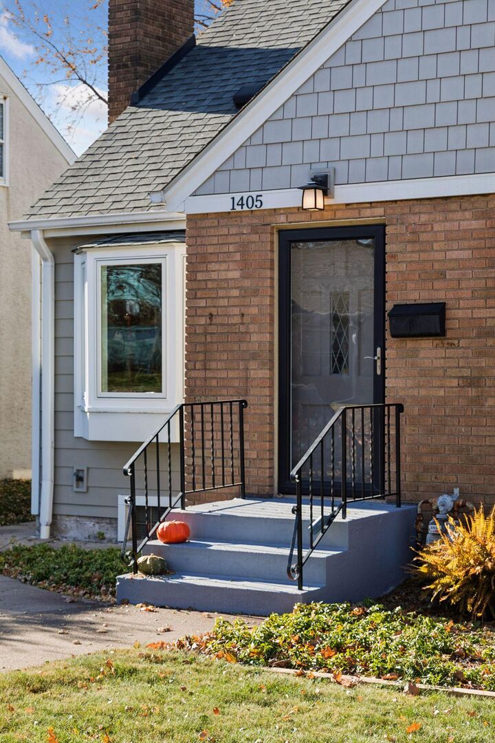 Property Photo: 1405 Schletti Street MN 55117