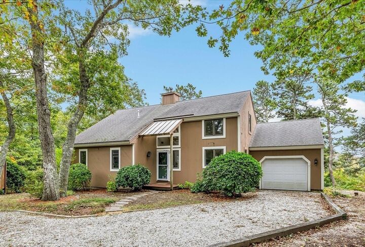 52 Bettys Ln  Brewster MA 02631 photo