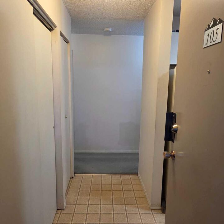 Property Photo: 5611 10 Avenue 105A AB T7E 1R4