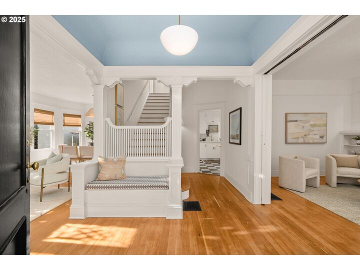 Property Photo: 1115 SE 28th Ave OR 97214