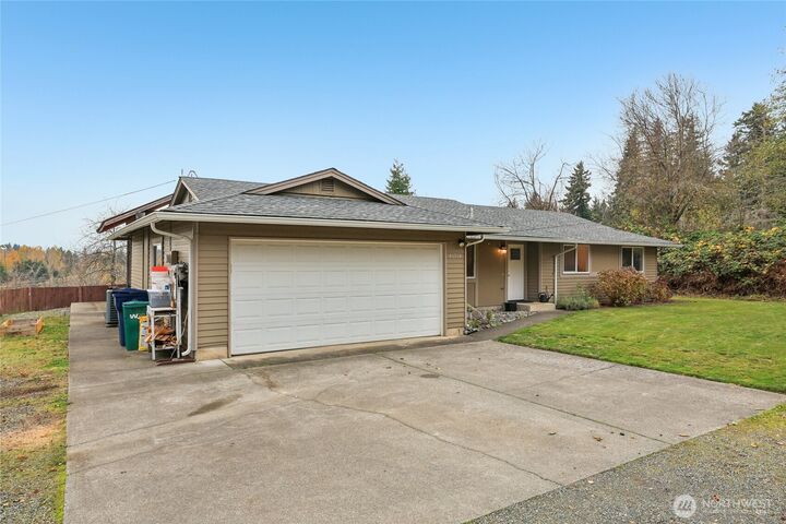 Property Photo:  46914  286th Avenue SE  WA 98022 