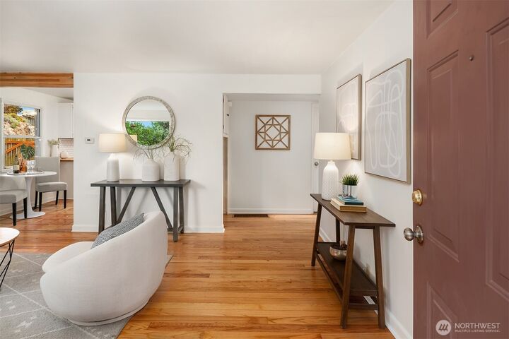 Property Photo: 9202 14th Avenue SW WA 98106