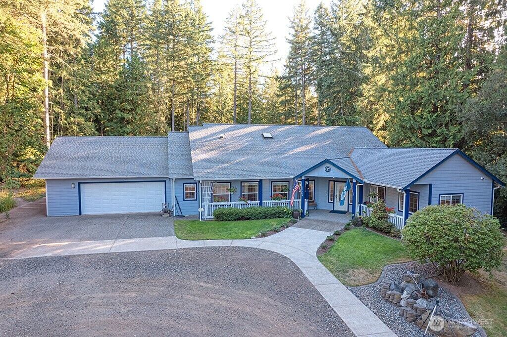 Property Photo:  2213 NW Mountain View Road  WA 98383 