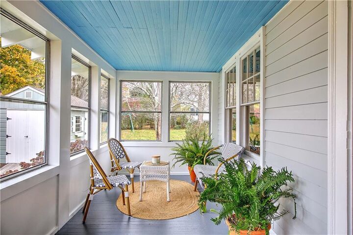 Property Photo:  61 Mulberry Road  RI 02809 