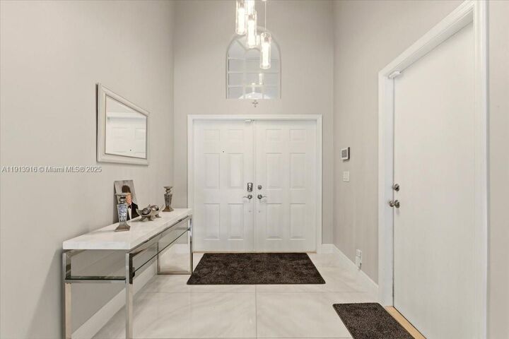 Property Photo:  9353 Cove Point Cir  FL 33472 