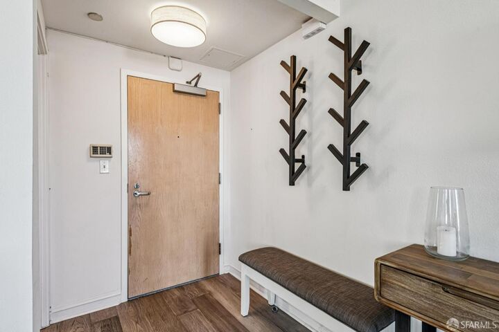 Property Photo: 1 Daniel Burnham Court 1506 CA 94109