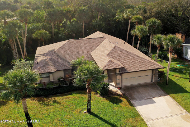 Property Photo:  281 Beverly Court  FL 32951 