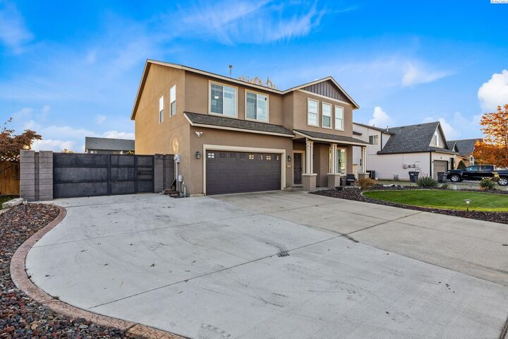 4916 Malaga Dr  Pasco WA 99301 photo