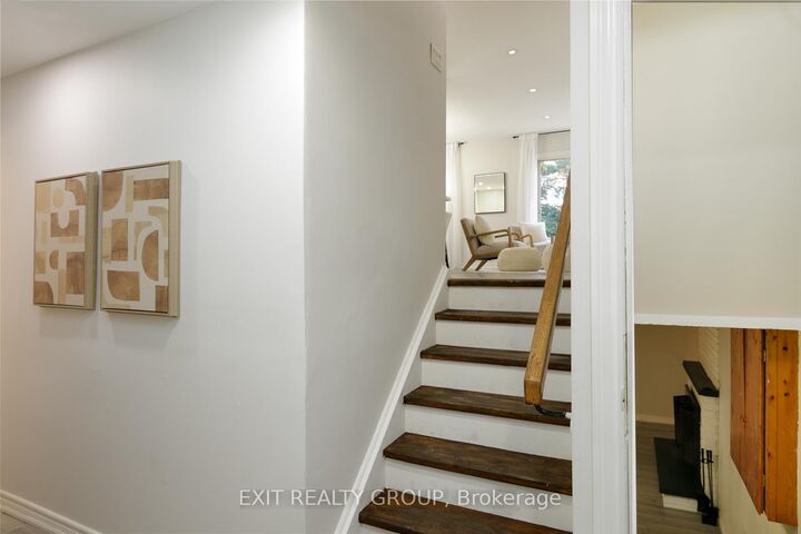 Photo de la propriété: 765 Hampton Court ON L1W 3M3