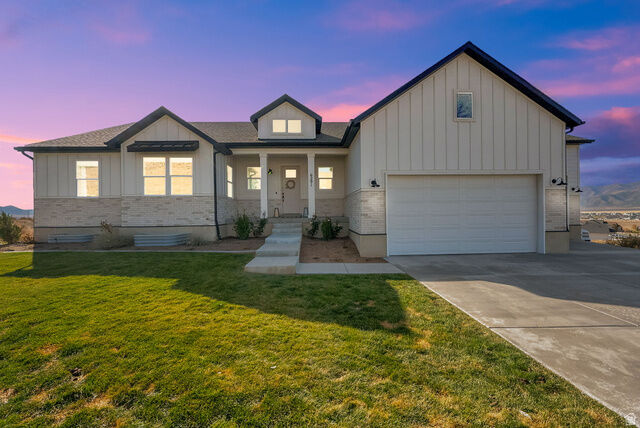 Property Photo: 6291 N Glenmar Way E UT 84005