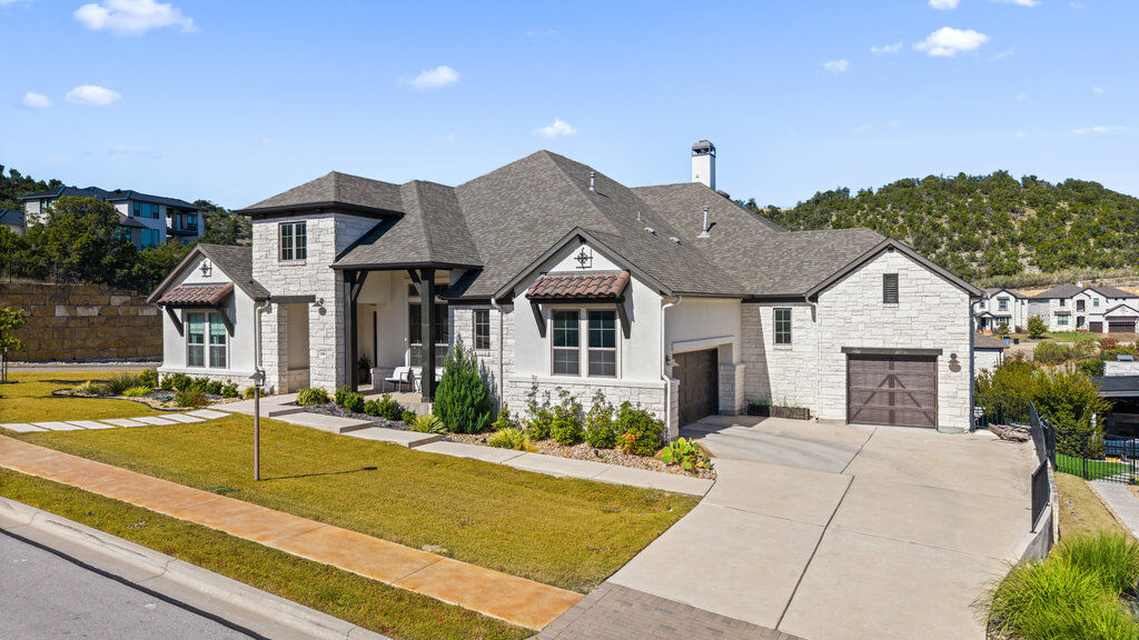 Property Photo:  199 Colca Cove  TX 78738 