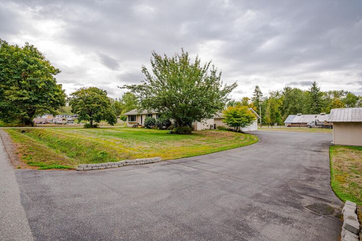 19810 20 Avenue — photo 1