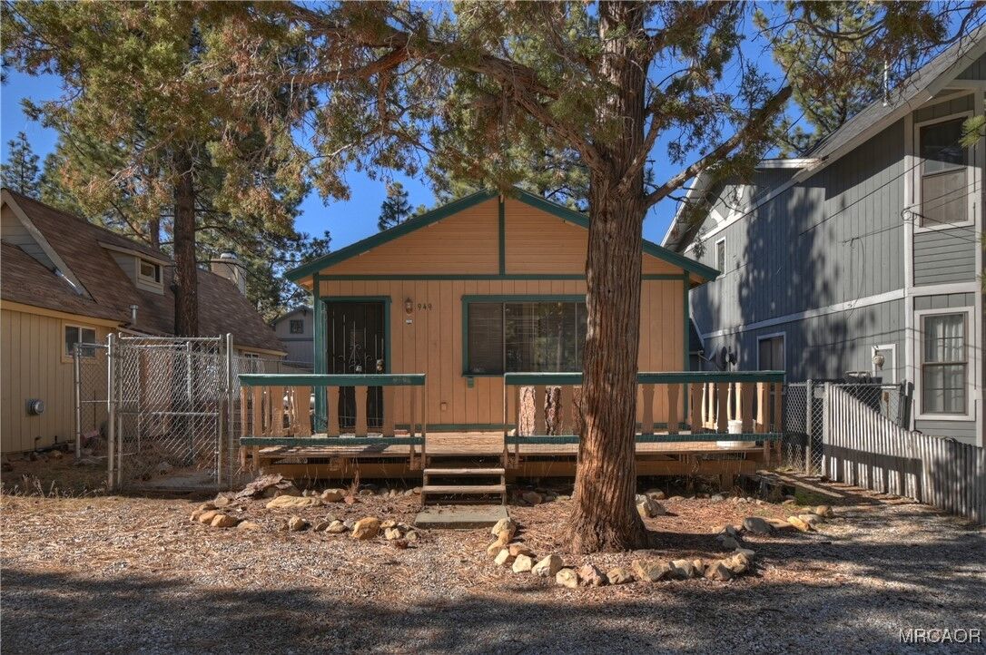Property Photo:  949 Pine Lane  CA 92314 
