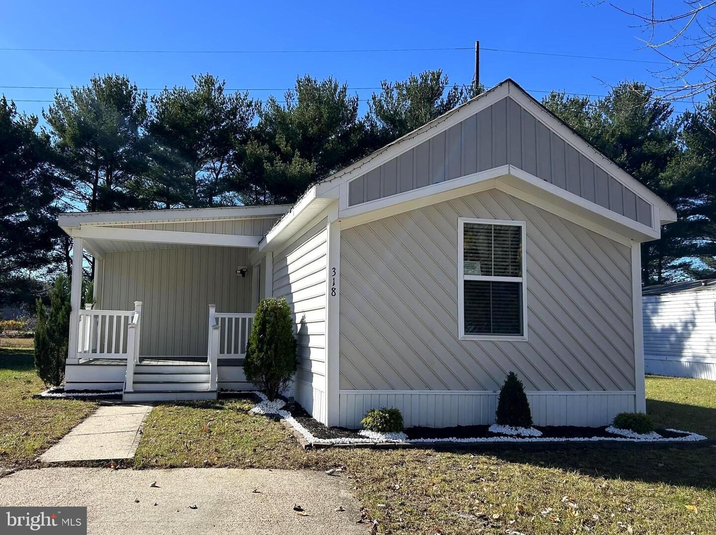 Property Photo: 318 Holiday Street MD 21826