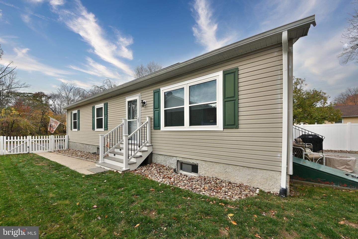 Property Photo: 601 Fourth Avenue PA 19021