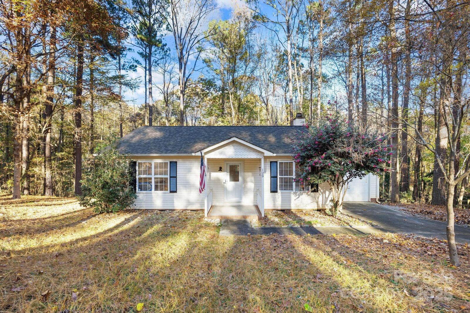 Property Photo:  129 Mills Valley Drive  NC 28117 