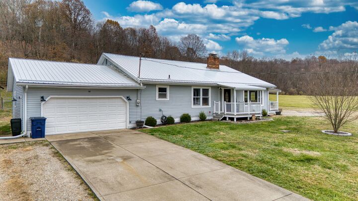 Property Photo: 7800 Pine Ridge Road OH 43055