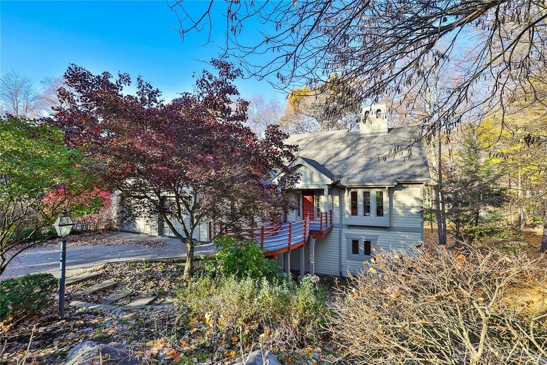 Property Photo: 4447 Royal Ridge Way OH 45429