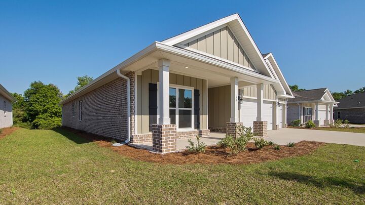 Property Photo: 70 W Farm Owl Drive FL 32439