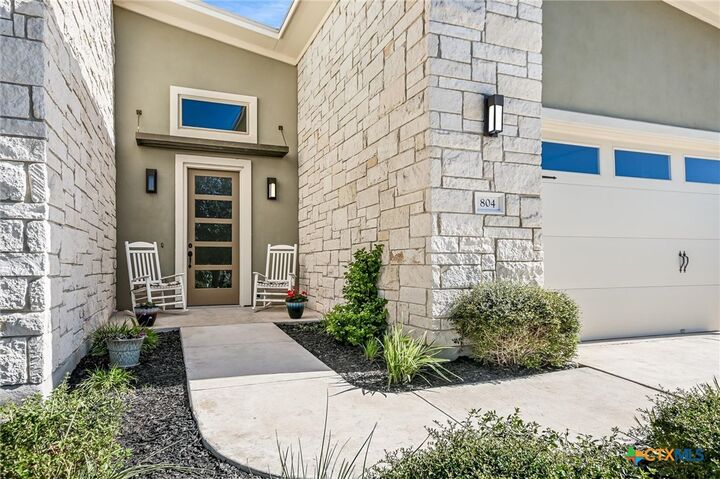 Property Photo:  804 Dancing Oak Lane  TX 78666 
