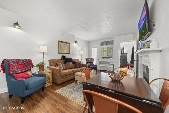 Property Photo:  102 Baskins Creek Bypass 507  TN 37738 