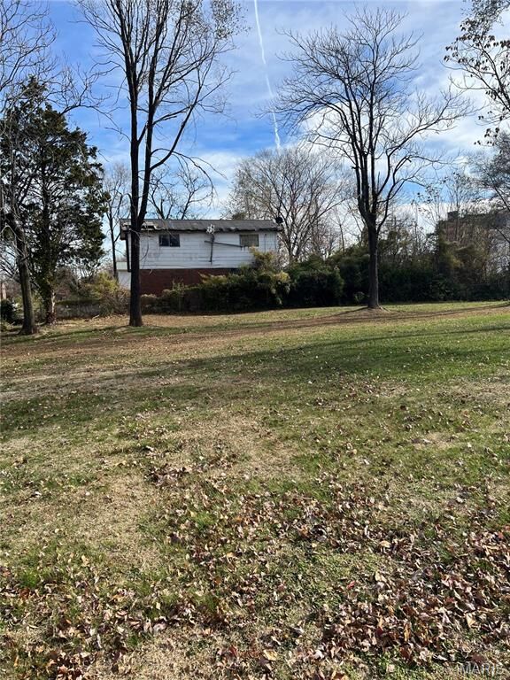 Property Photo: 2238 University Street MO 63107