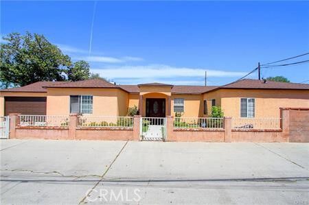 Property Photo:  6228 Lemon  CA 90805 