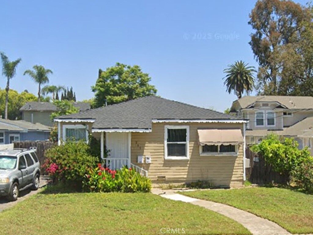 Property Photo: 365 N Cleveland CA 92866