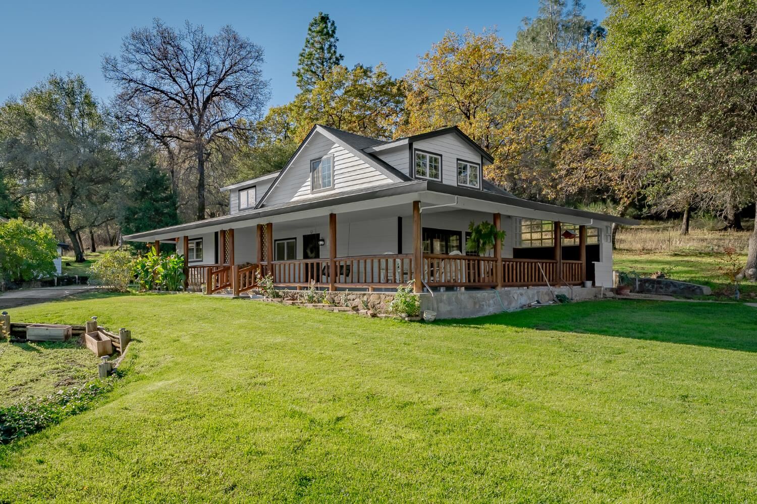 Property Photo:  14263 Beitler Road  CA 95959 