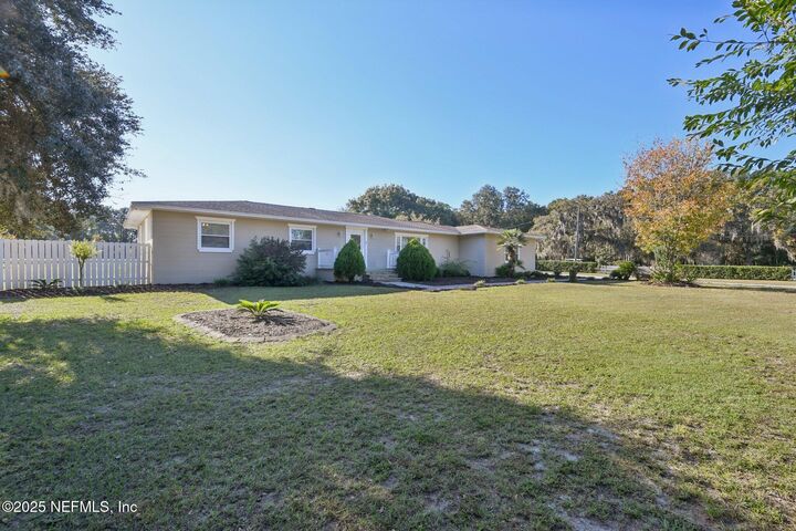 Property Photo: 768 Arthur Moore Drive FL 32043