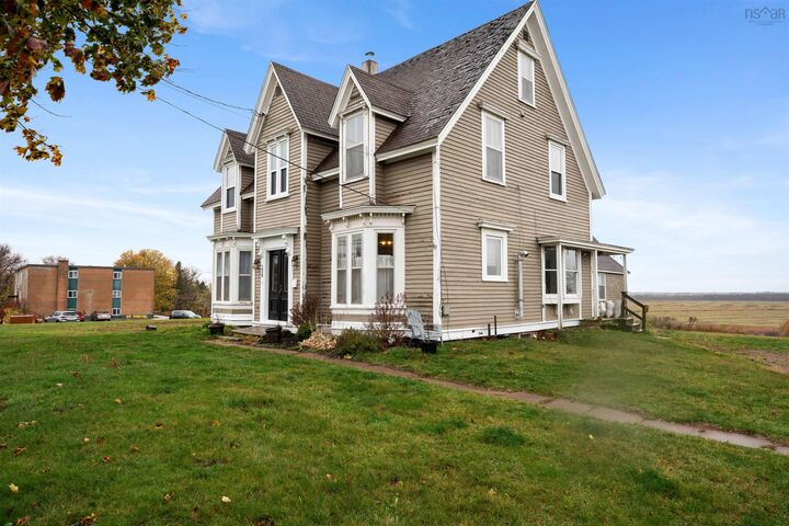 Property Photo: 230 Victoria Street E NS B4H 1Y9