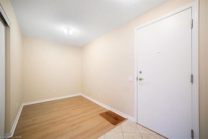 Photo de la propriété: 1200 The Esplanade N 309 ON L1V 6V3