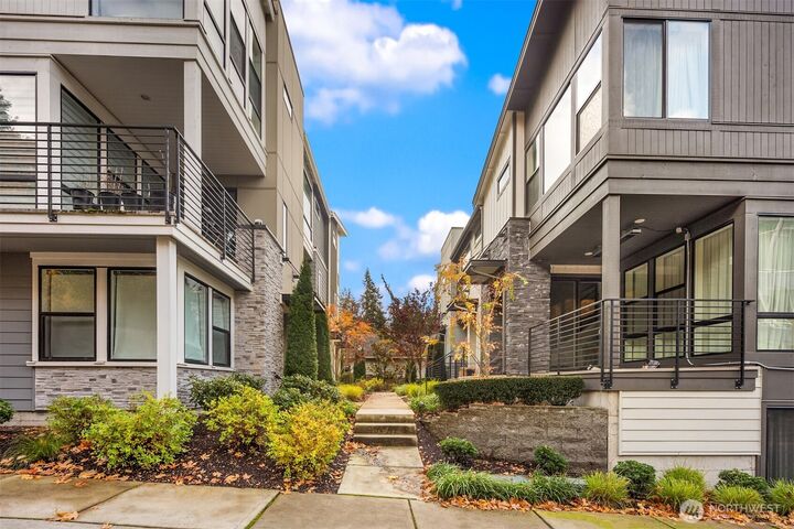 Property Photo: 7829 NE 121st Lane A WA 98034