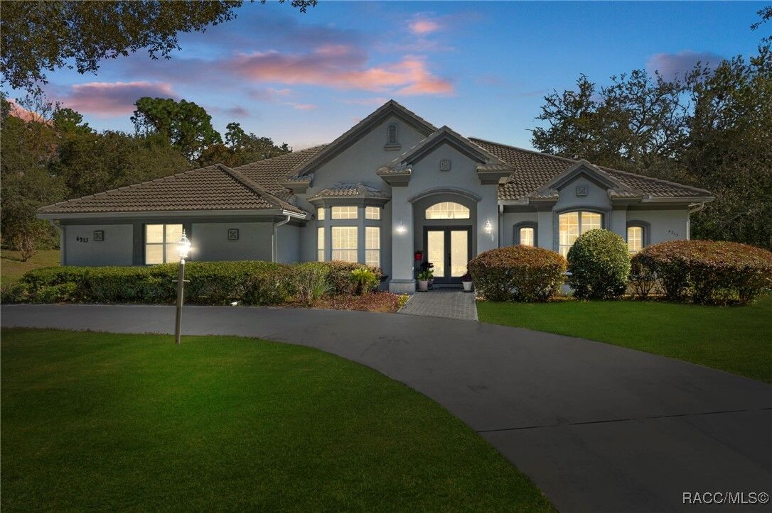 Property Photo:  4213 N Baywood Drive  FL 34442 