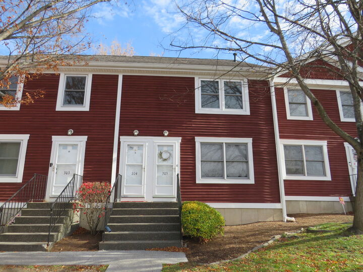 7 Dean Street 304  Danbury CT 06810 photo