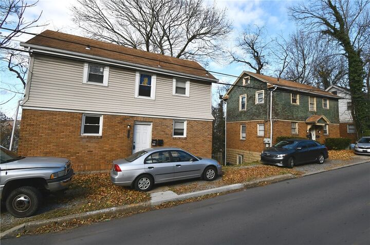 Property Photo: 1668 Crafton Blvd PA 15205