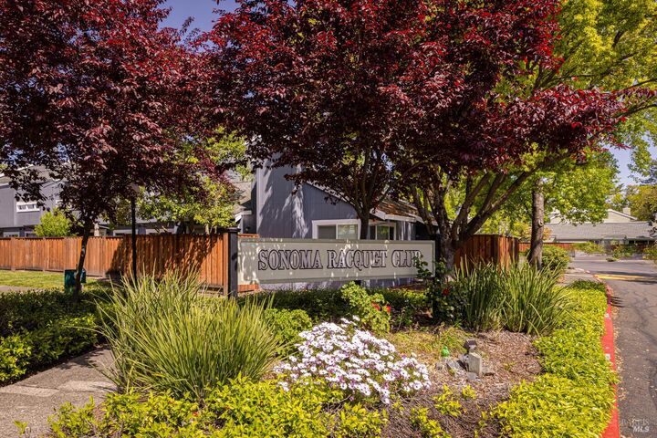 668 Racquet Club Drive  Rohnert Park CA 94928 photo