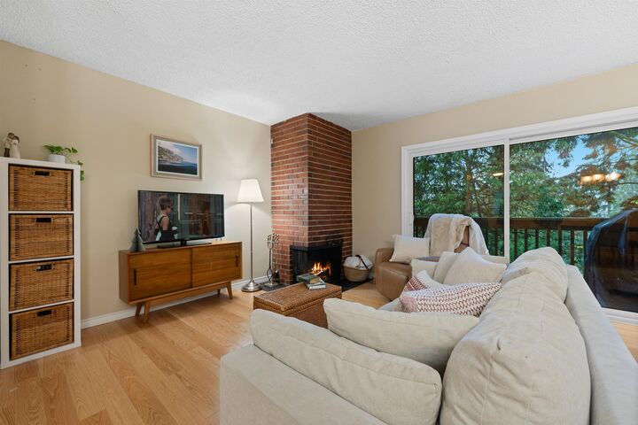 335A Evergreen Drive  Port Moody BC V3H 1S1 photo