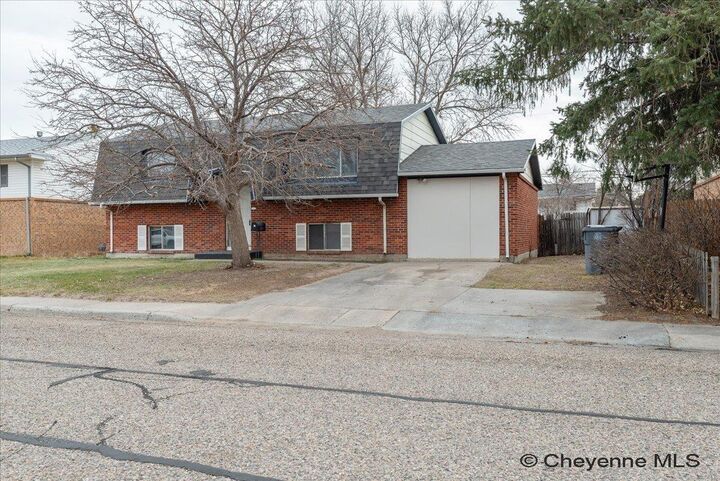 Property Photo:  4729 Cactus Way  WY 82009 