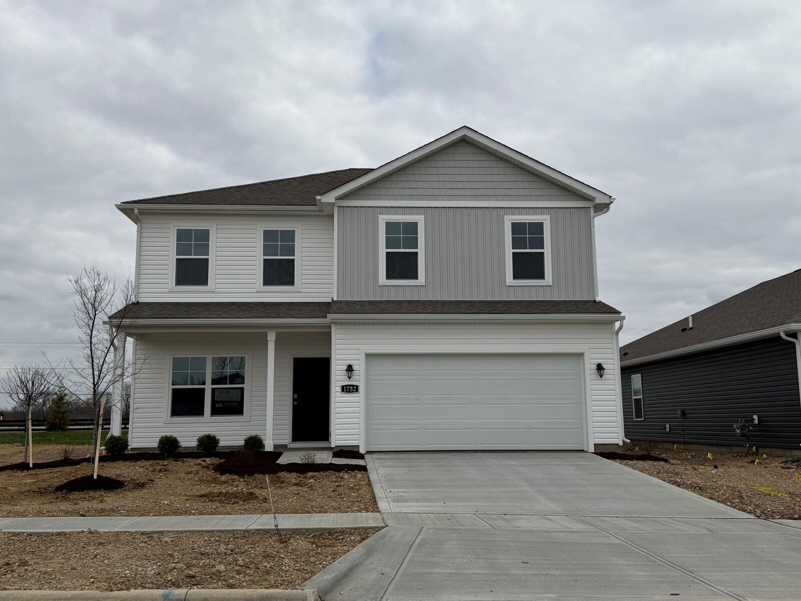 Property Photo:  1752 Jacko Lane  OH 43113 