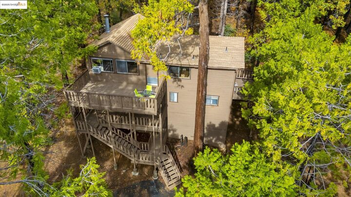 Property Photo: 24229 Lama Ct CA 95346