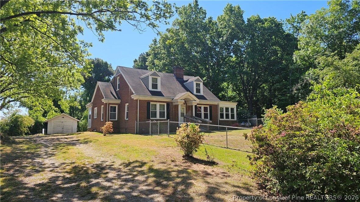 Property Photo: 1801 Carthage Street NC 27330