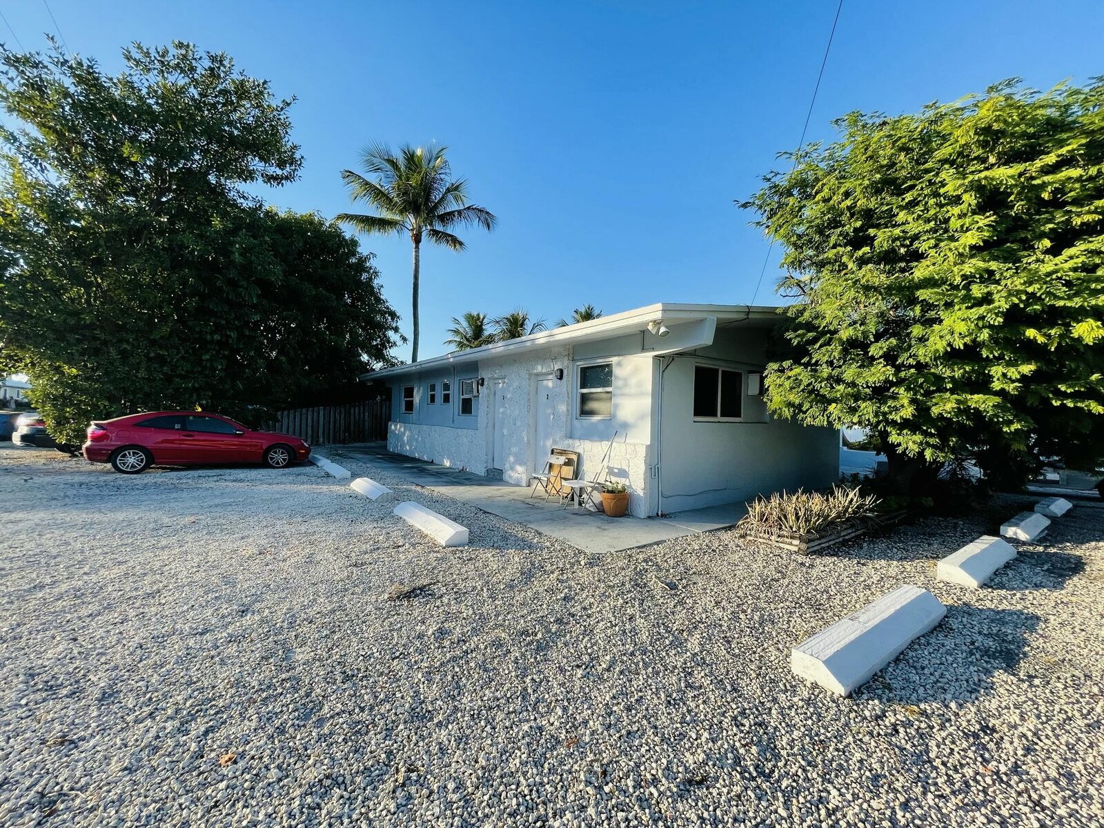 Property Photo: 195 Gardenia Street 4 FL 33070