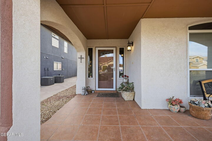 Property Photo:  11105 Acoma Street  TX 79934 