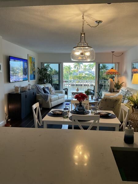 Property Photo:  2611 N Riverside Dr 304  FL 33062 
