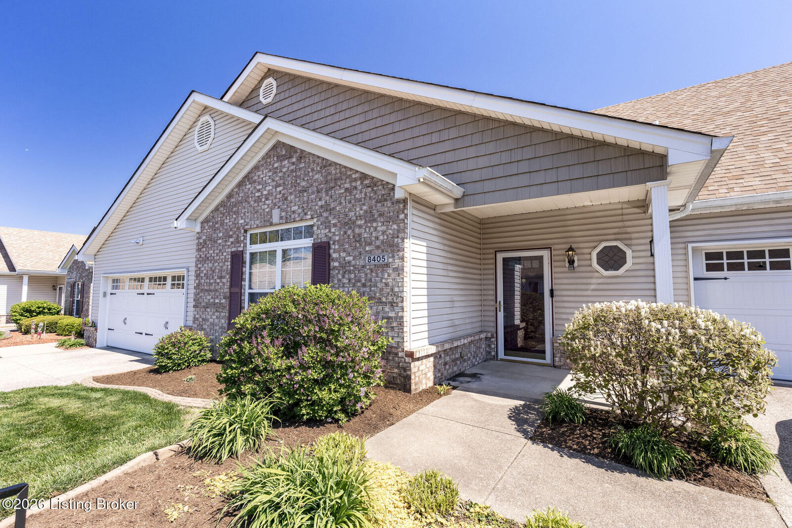 Property Photo:  8405 Moss Garden Dr  KY 40219 