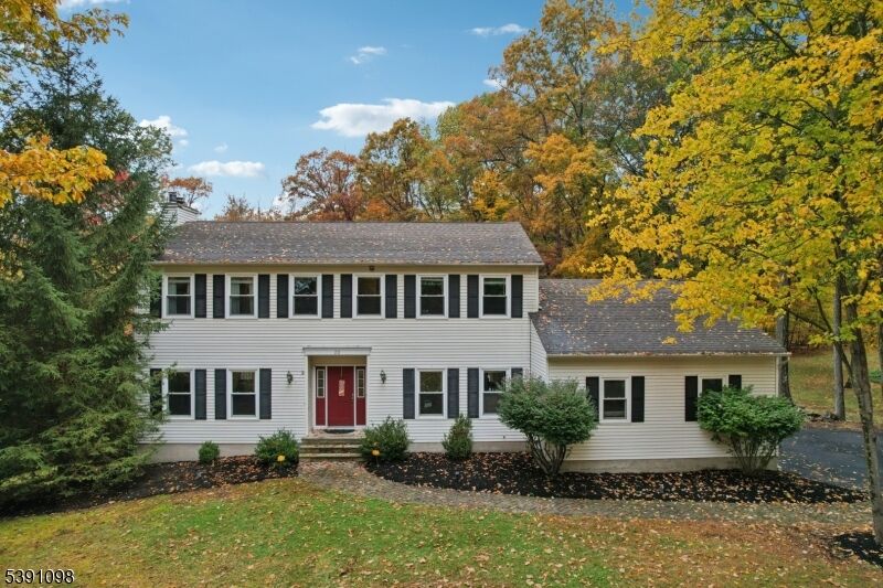 Property Photo:  20 Northfield Dr  NJ 07461 