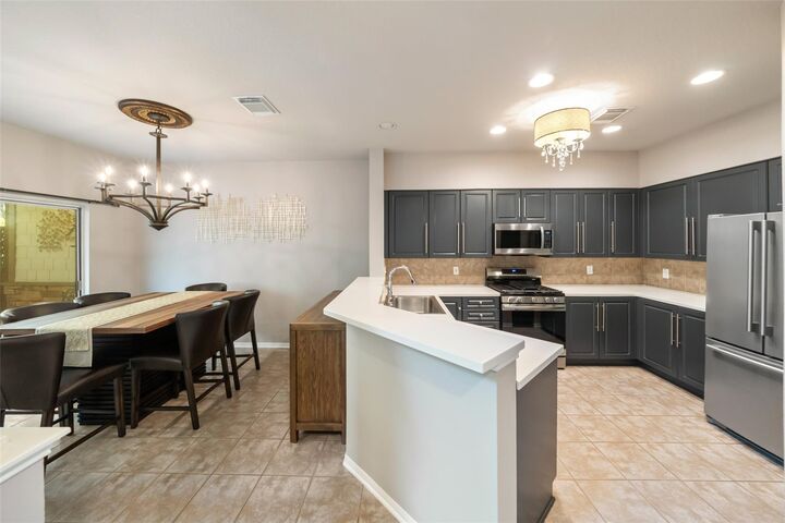 Property Photo:  21 Stone Creek Place  TX 77382 